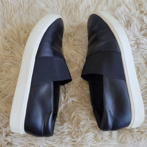 Vince Corbin Black Leather Slip On Loafer Sneaker Size 6.5 - Picture 4 of 10